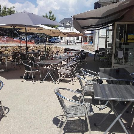 Logis Hotel Restaurant L'Oustal Naves  Kültér fotó