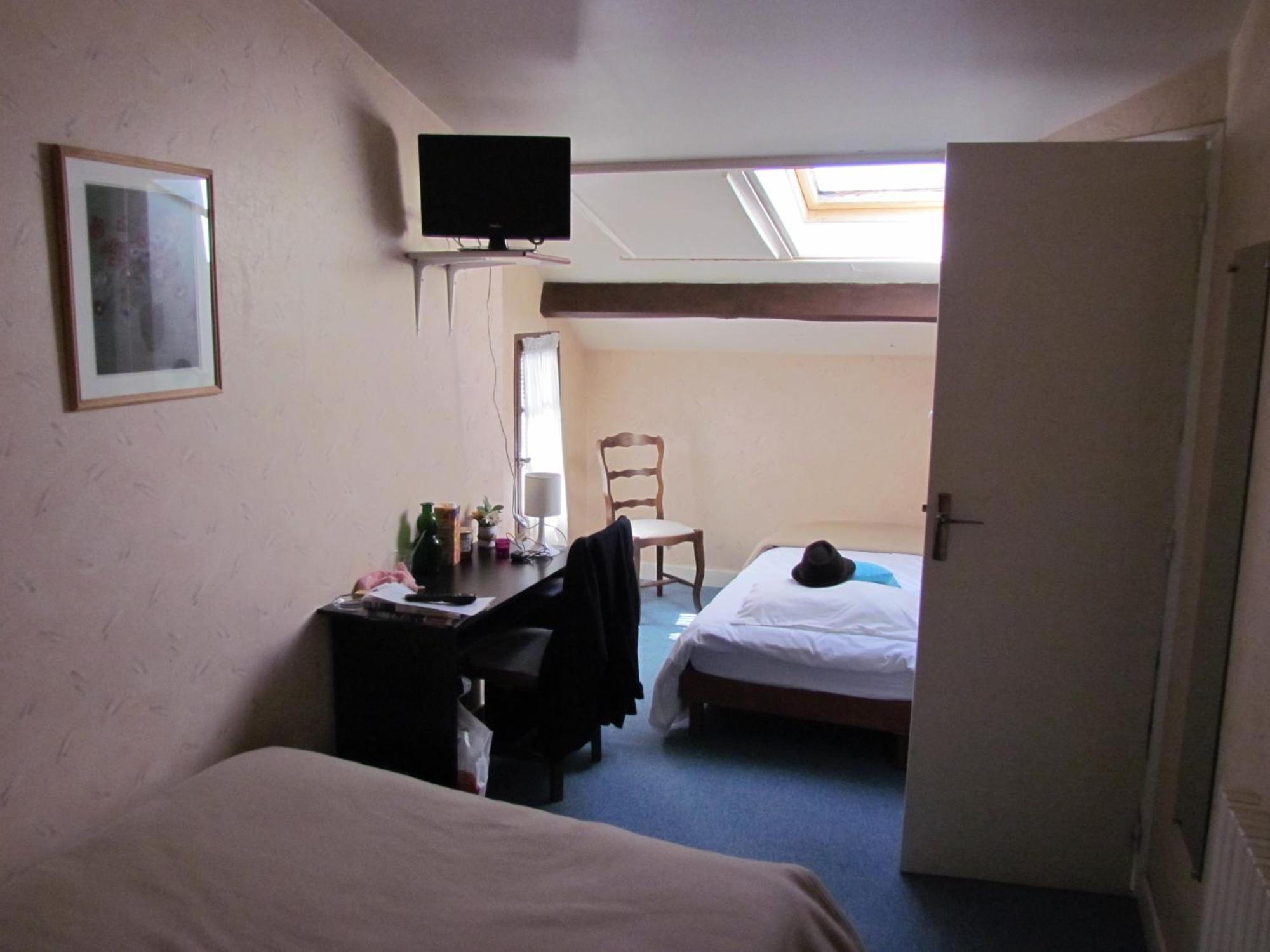 Logis Hotel Restaurant L'Oustal Naves  Kültér fotó