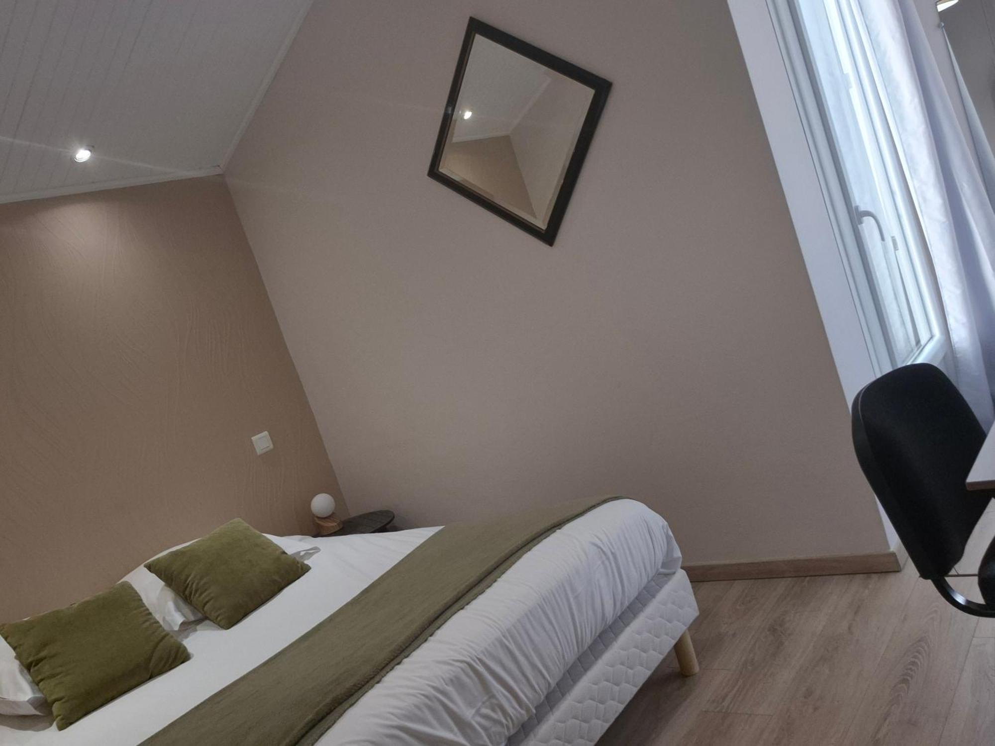 Logis Hotel Restaurant L'Oustal Naves  Kültér fotó