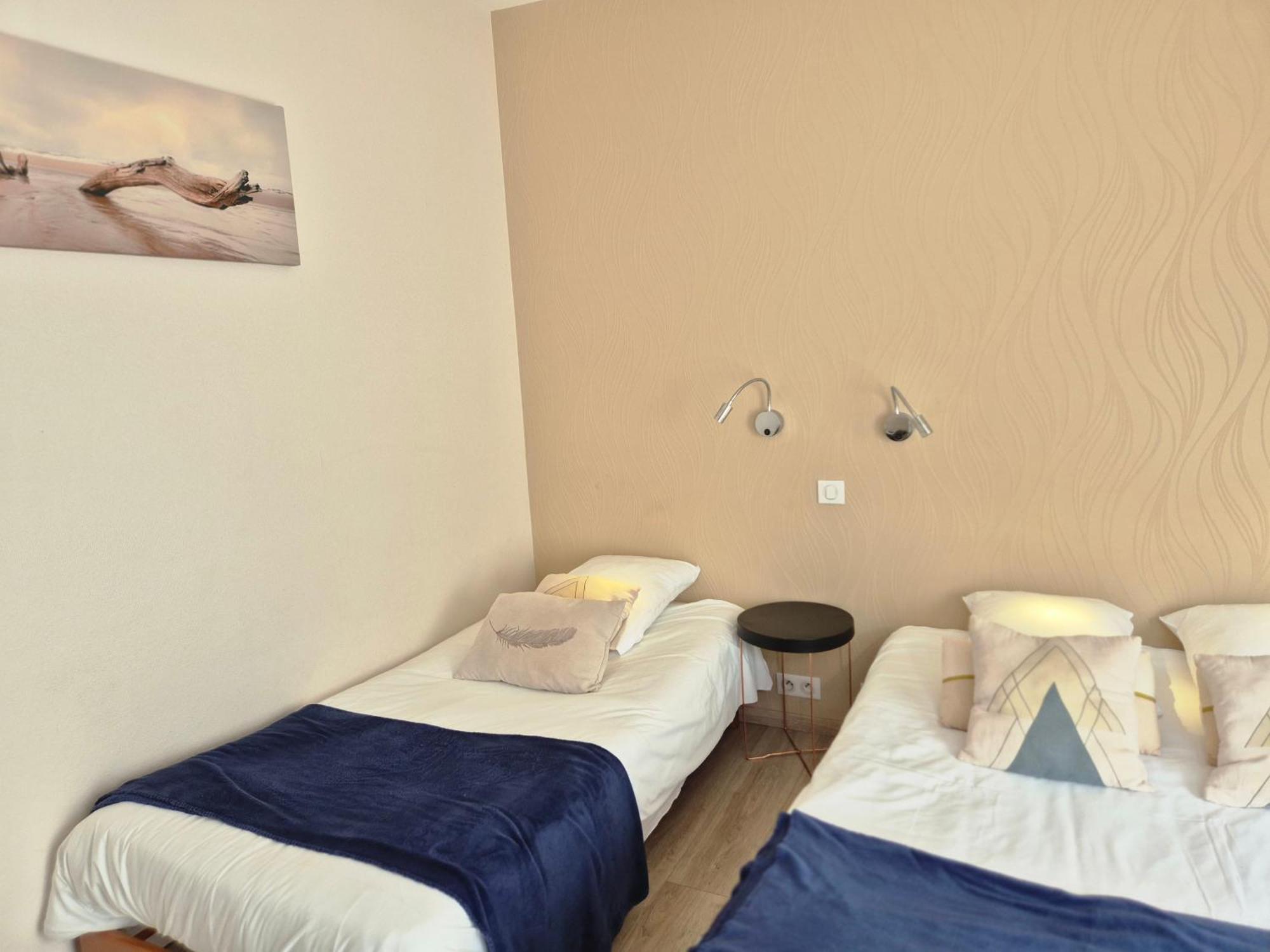 Logis Hotel Restaurant L'Oustal Naves  Kültér fotó