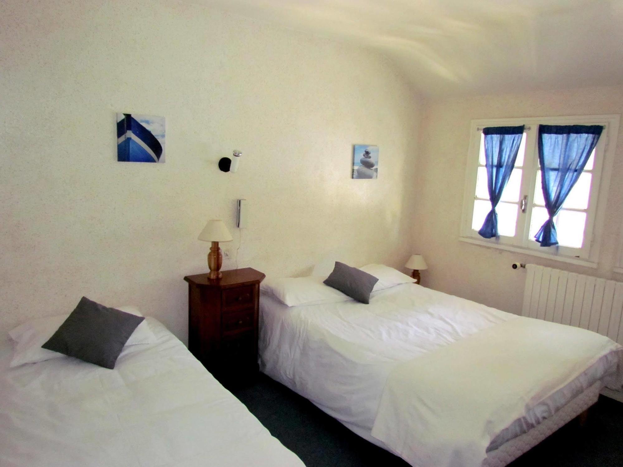 Logis Hotel Restaurant L'Oustal Naves  Kültér fotó